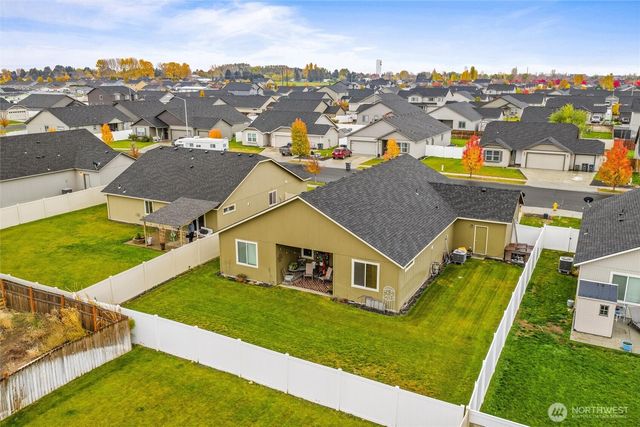 1354 Burr Avenue, Moses Lake, WA 98837