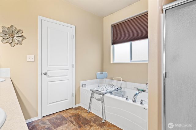 1354 Burr Avenue, Moses Lake, WA 98837