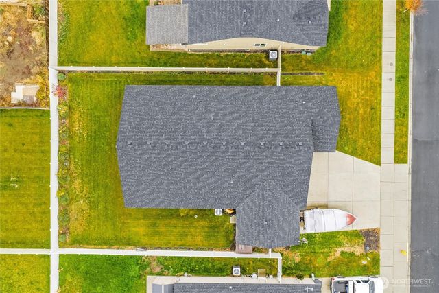 1354 Burr Avenue, Moses Lake, WA 98837