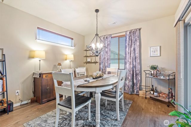 1354 Burr Avenue, Moses Lake, WA 98837