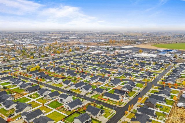 1354 Burr Avenue, Moses Lake, WA 98837