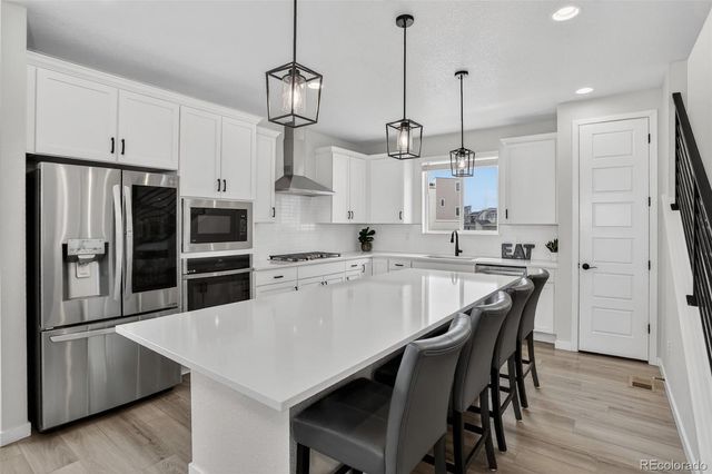 12361 Farmview Lane, Thornton, CO 80241
