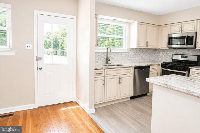 11 LANARK, Blackwood, NJ 08012