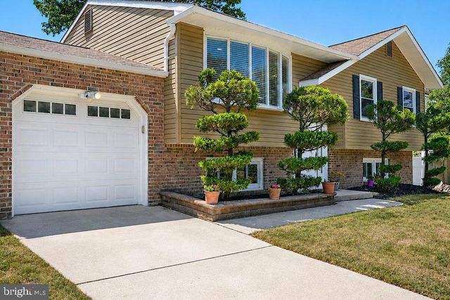 11 LANARK, Blackwood, NJ 08012