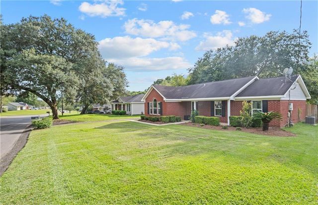 2890 Barlett Drive, Mobile, AL 36608