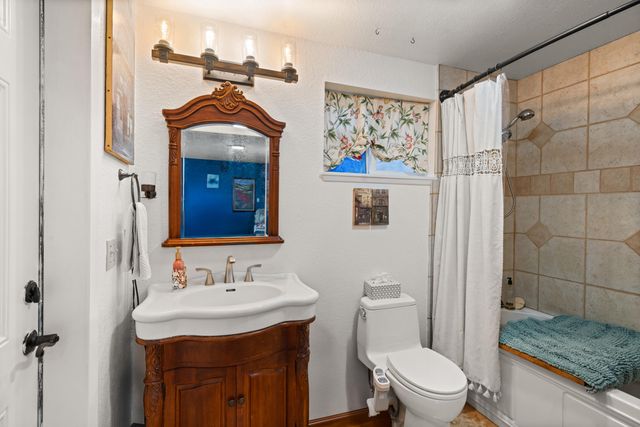 3093 Paul Circle, Medford, OR 97504