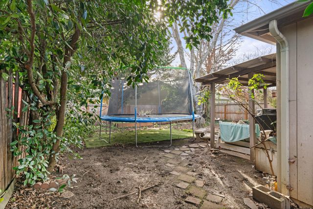 3093 Paul Circle, Medford, OR 97504