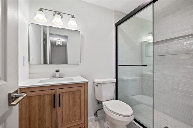 200 Pinchtown Rd, Baldwin Boro, PA 15236