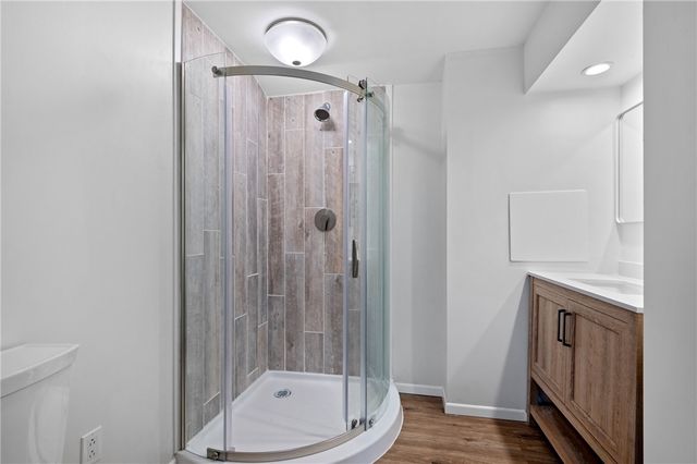 200 Pinchtown Rd, Baldwin Boro, PA 15236