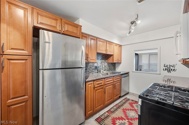 12900 Lake Avenue 1418, Lakewood, OH 44107