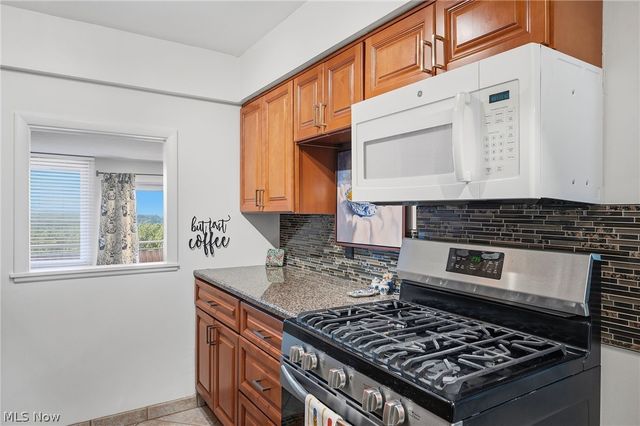 12900 Lake Avenue 1418, Lakewood, OH 44107