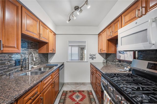 12900 Lake Avenue 1418, Lakewood, OH 44107
