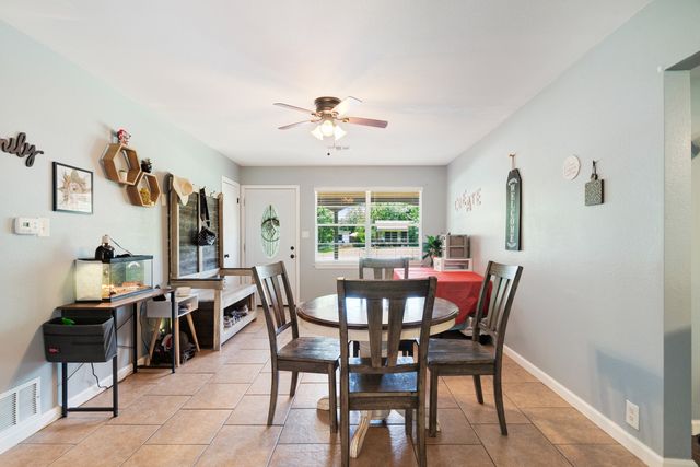 2275 Bella Vista Drive, Paris, TX 75460