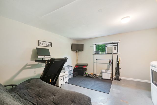 2275 Bella Vista Drive, Paris, TX 75460