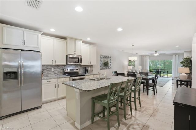 4262 Dutchess Park RD, Fort Myers, FL 33916