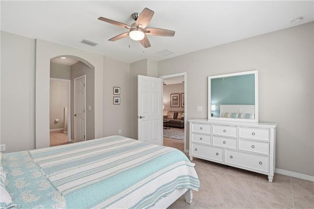 4262 Dutchess Park RD, Fort Myers, FL 33916