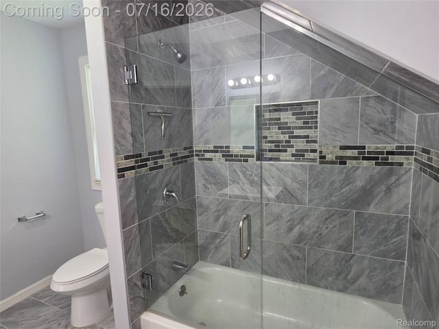 145 Waverly Street, Highland Park, MI 48203