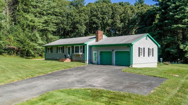 1541 N Hixville Rd, Dartmouth, MA 02747