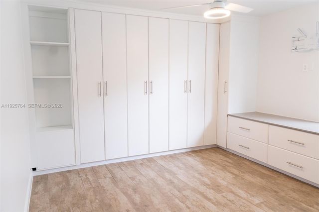 5464 NE 3rd Ave, Oakland Park, FL 33334