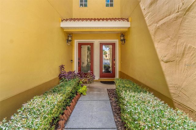 3330 LAS CAMPOS PLACE, Tampa, FL 33611