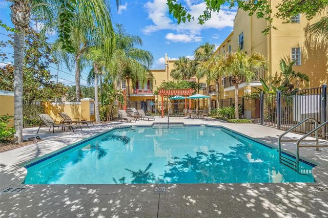 3330 LAS CAMPOS PLACE, Tampa, FL 33611