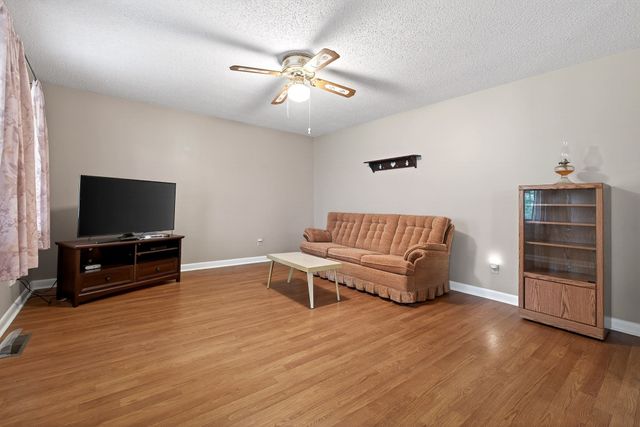 131 Poplar Springs Rd, Cookeville, TN 38506