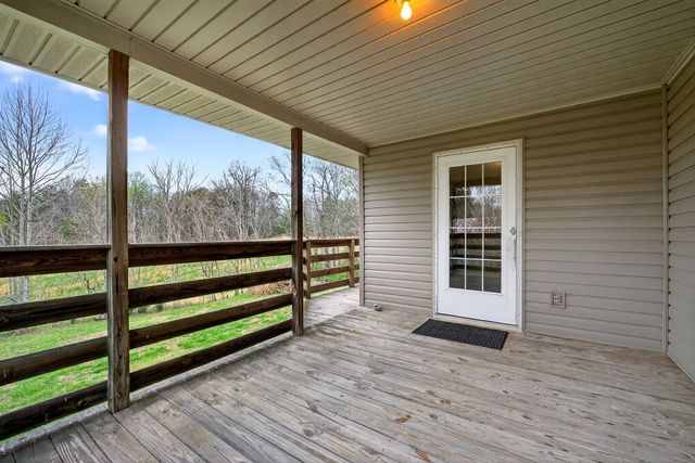 131 Poplar Springs Rd, Cookeville, TN 38506