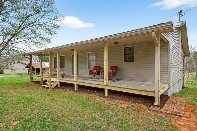 131 Poplar Springs Rd, Cookeville, TN 38506