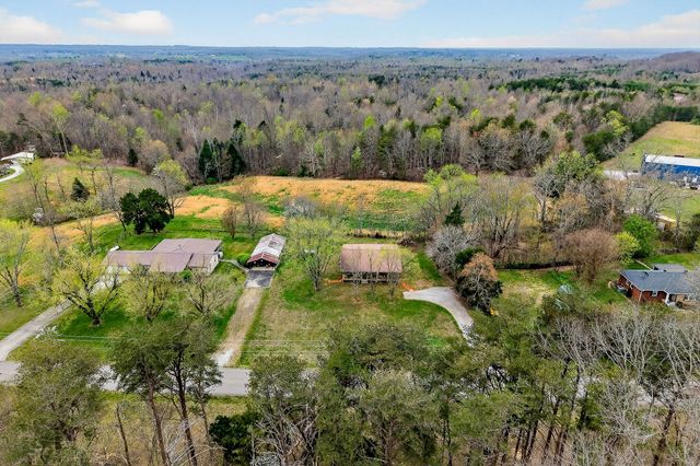 131 Poplar Springs Rd, Cookeville, TN 38506