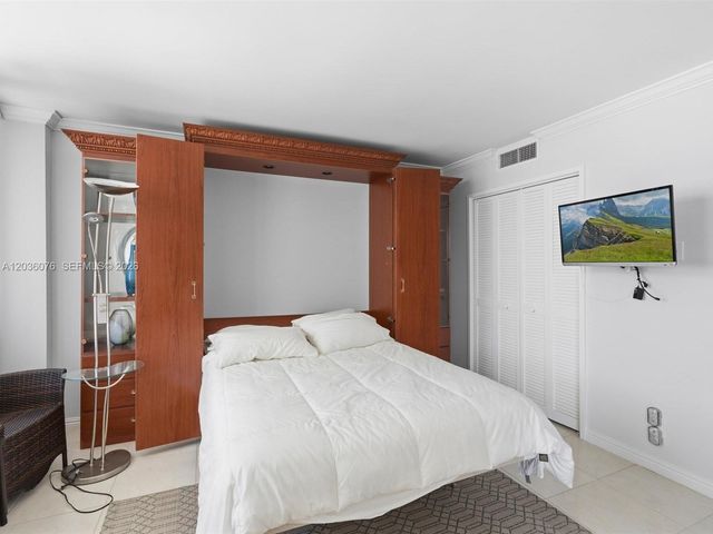 2030 S Ocean Drive 1123, Hallandale Beach, FL 33009