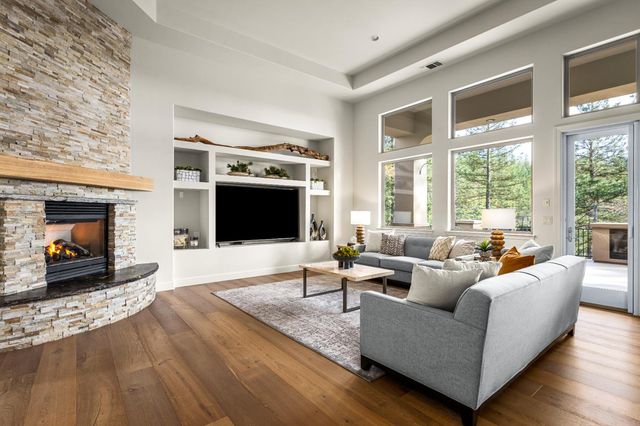 16301 Winchester Club Dr, Meadow Vista, CA 95722