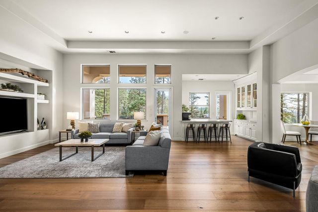 16301 Winchester Club Dr, Meadow Vista, CA 95722