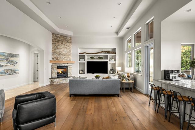 16301 Winchester Club Dr, Meadow Vista, CA 95722