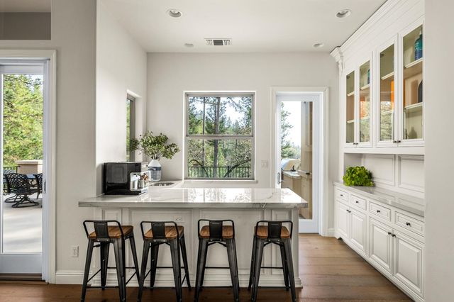 16301 Winchester Club Dr, Meadow Vista, CA 95722