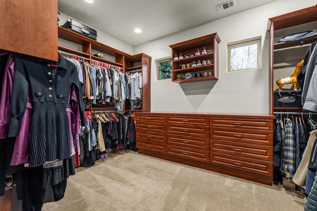 16301 Winchester Club Dr, Meadow Vista, CA 95722