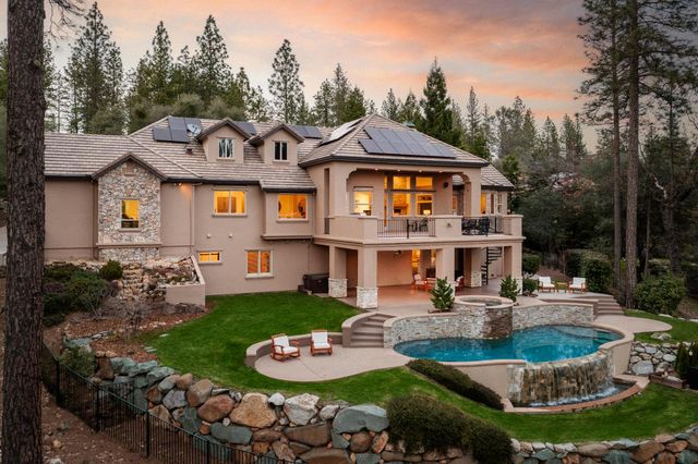 16301 Winchester Club Dr, Meadow Vista, CA 95722