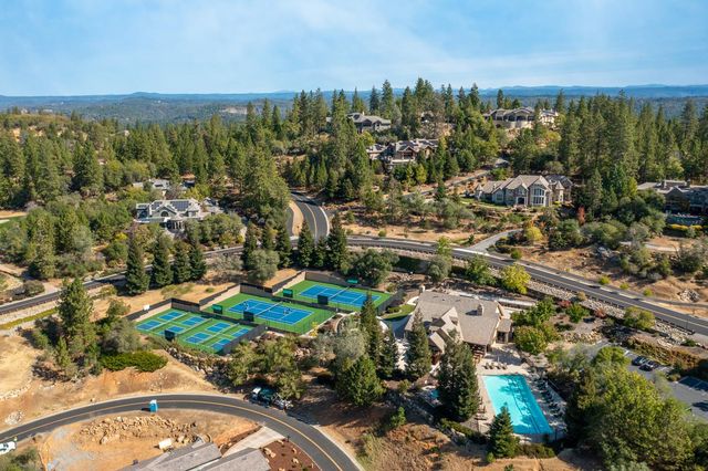 16301 Winchester Club Dr, Meadow Vista, CA 95722