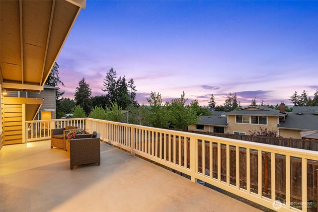 15919 NE 84th Avenue NE, Kenmore, WA 98028