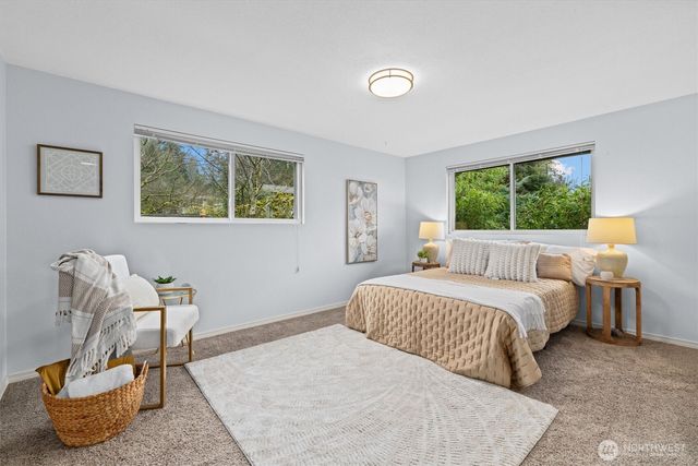 15919 NE 84th Avenue NE, Kenmore, WA 98028
