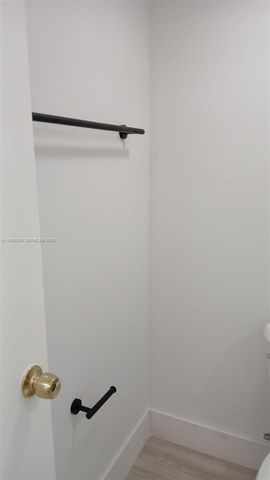 9682 Fontainebleau Blvd 312, Miami, FL 33172