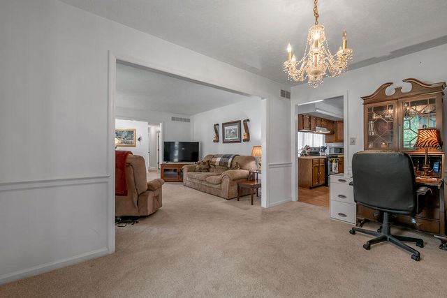 3336 Carriage Lane, Lexington, KY 40517
