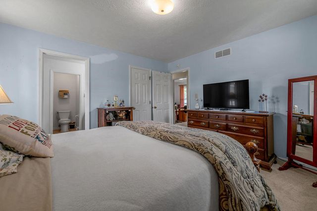 3336 Carriage Lane, Lexington, KY 40517
