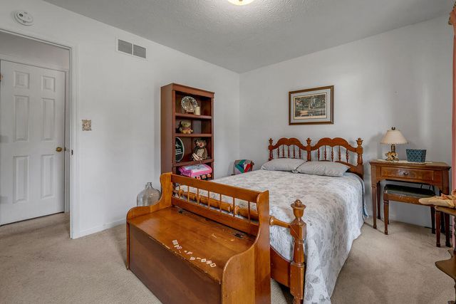 3336 Carriage Lane, Lexington, KY 40517