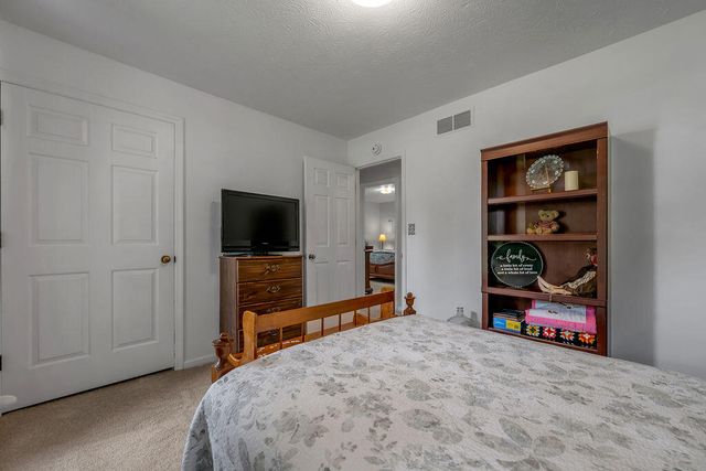 3336 Carriage Lane, Lexington, KY 40517
