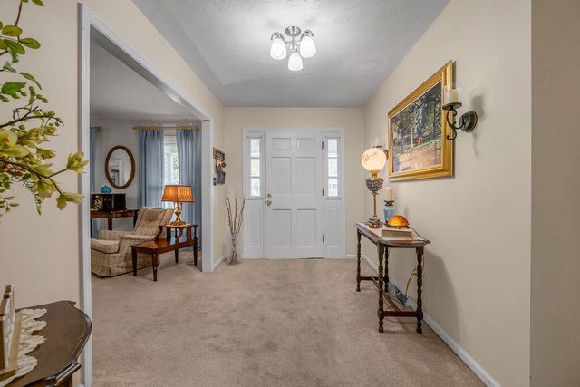 3336 Carriage Lane, Lexington, KY 40517