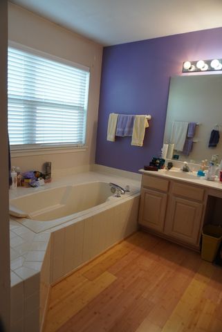 1310 York Drive, Carpentersville, IL 60110
