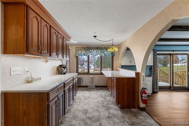 500 Elma Meadow Lane, Elma, NY 14059