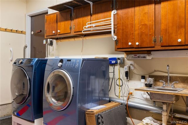 500 Elma Meadow Lane, Elma, NY 14059