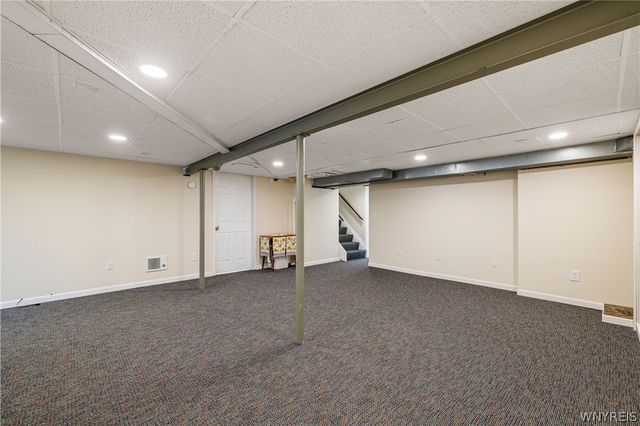 500 Elma Meadow Lane, Elma, NY 14059