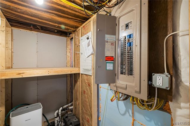 500 Elma Meadow Lane, Elma, NY 14059